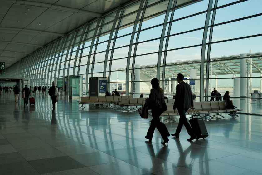 EU Airports and Airlines Face Summer Delays Amid EES Rollout