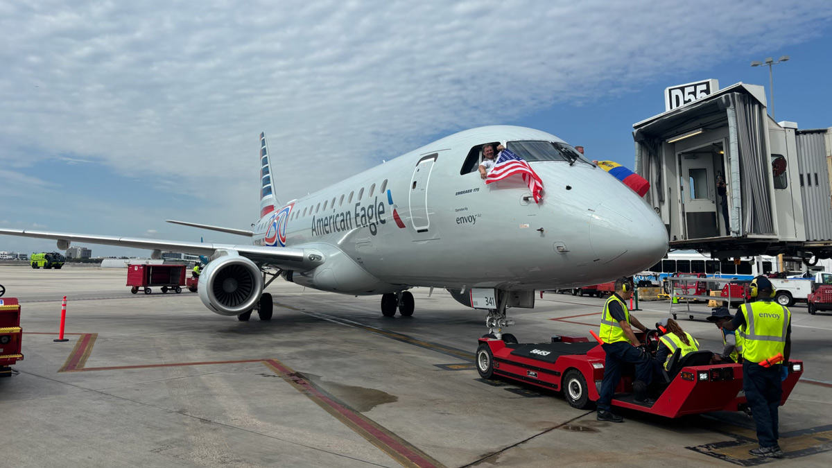 Emergency Evacuation of American Eagle Jet at Kansas City Airport: A Congressman’s Harrowing Experience