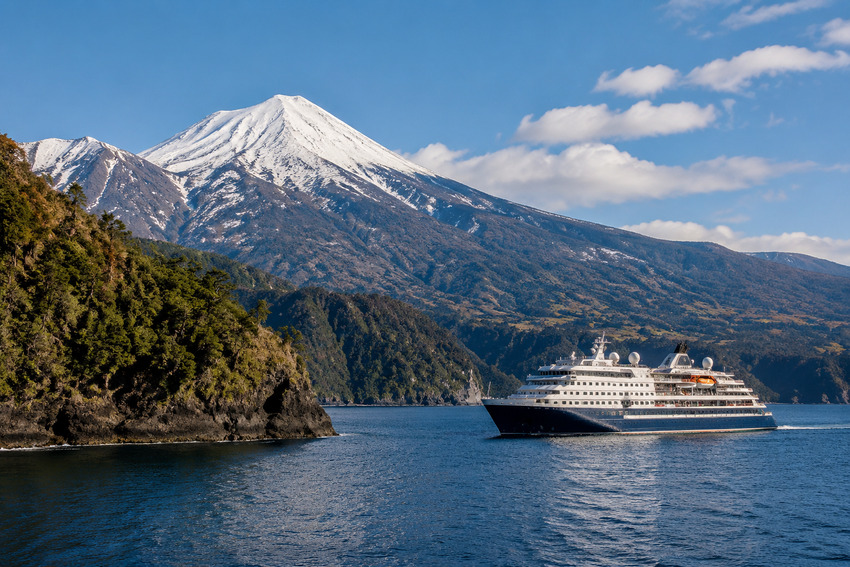 Discover Japan: Hapag-Lloyd Cruises Unveils New Expedition Routes from 2026 to 2028