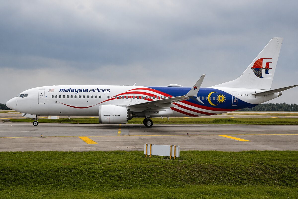 Malaysia Airlines Celebrates Milestone with Arrival of 200th Boeing 737‑8 Jet: A New Era in Aviation