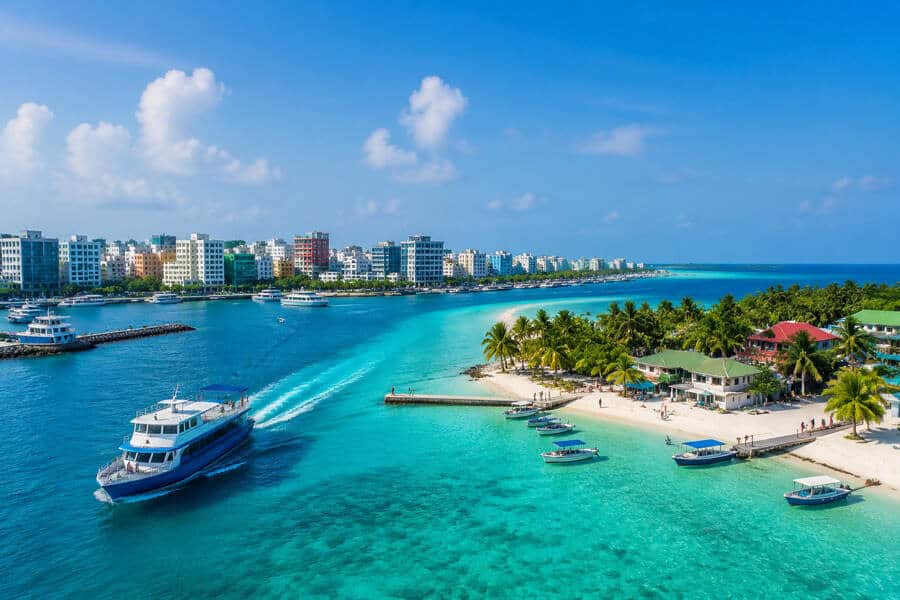 China Becomes Top Source of Tourists to the Maldives, Surpassing Major Markets