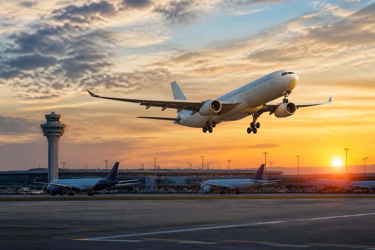 Vietnam’s Travel and Aviation Sectors See Remarkable Growth with Over 1 Million Air Travelers During Holiday Period