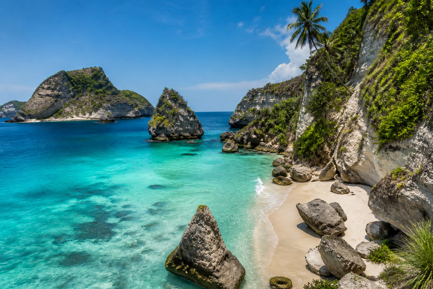 Indonesia Boosts Domestic Tourism with VAT Exemption on Flights