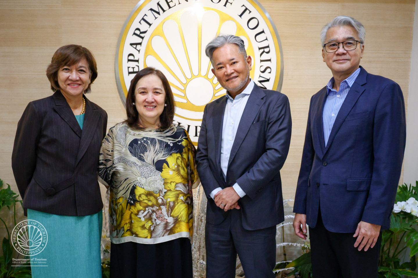 Philippines Champions Sustainable Tourism through Partnerships with AC Mobility and MMPC