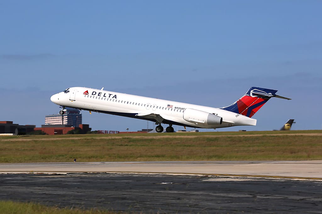 Emergency Landing for Delta Air Lines Flight DL2259: What Travelers Need to Know