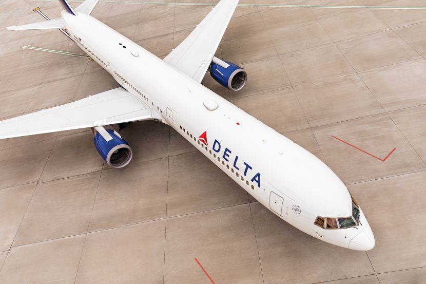Delta Airlines Flight Makes Emergency Landing in Farmington: Impact on Travel Safety