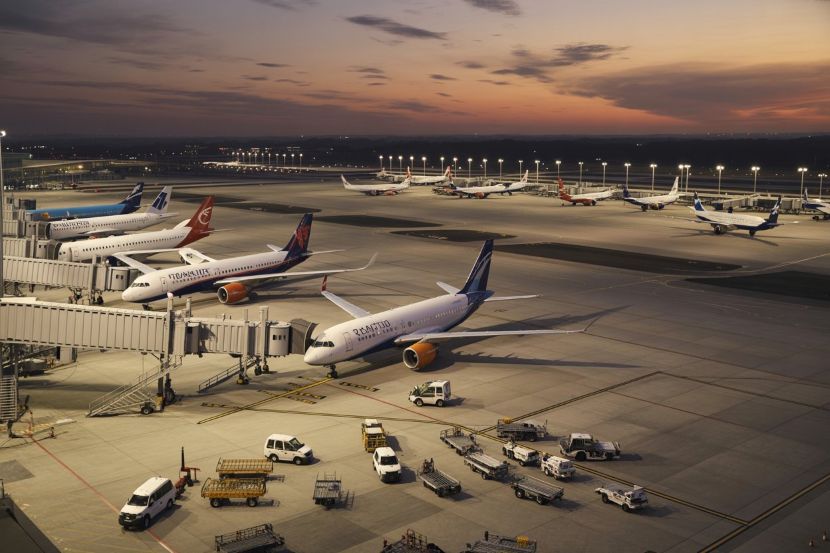Travel Chaos Unfolds at Detroit Metro Airport Amid Flight Cancellations