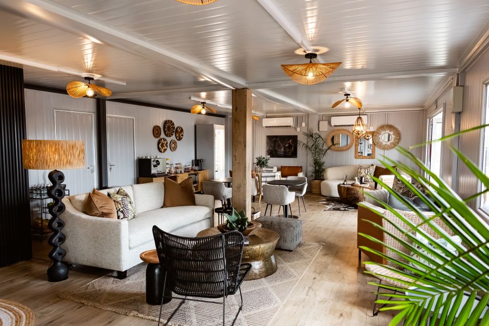 Discover the New Luxury Baobab Lounge by Federal Airlines at Hoedspruit Eastgate Airport