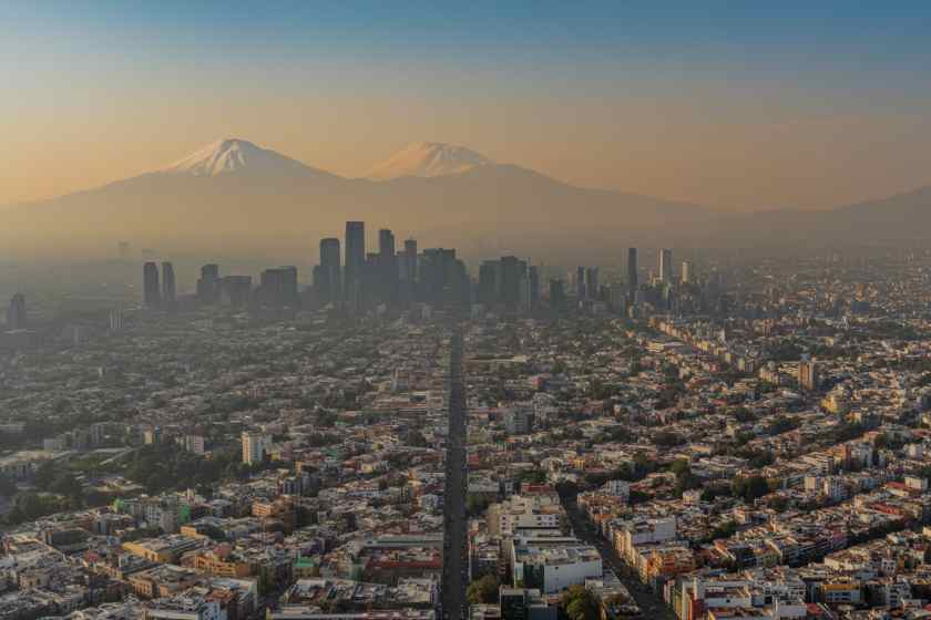 Mexicana Airlines Enhances Fleet with Eco-Friendly E190-E2 Aircraft