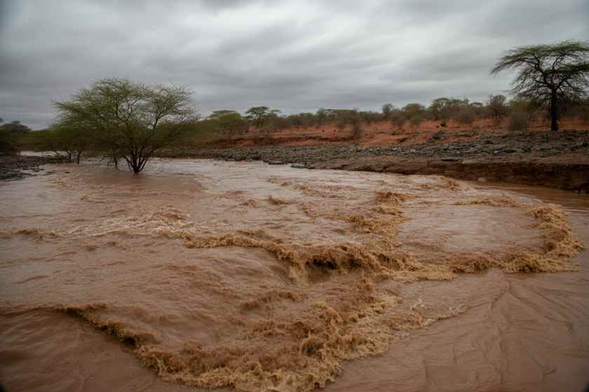 Important Travel Update: Rosh Pinah-Aussenkehr Route Temporarily Closed Due to Severe Flooding