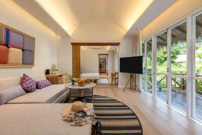 Discover OUTRIGGER Phi Phi Island Resort: A Luxurious Haven in Thailand’s Andaman Sea