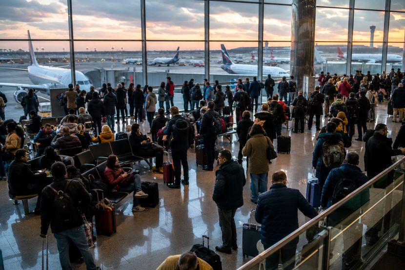 Travel Disruptions in Russia: Major Delays and Cancellations Affect Aeroflot and Other Airlines