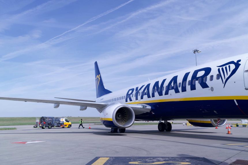 Ryanair Flight Disruption at Dublin Airport: Emergency Slide Deployment Causes Schedule Shift