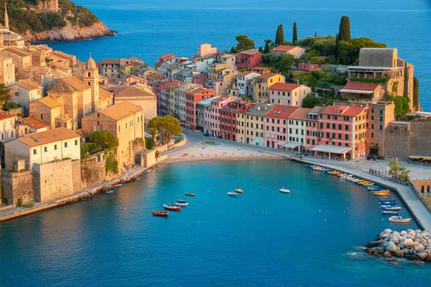 Volotea Launches Nonstop Route to Sardinia: The Perfect Summer Escape