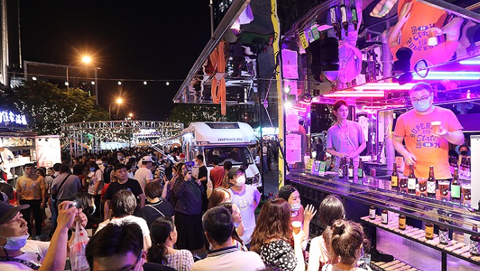 Shanghai’s Double Five Shopping Festival: A Gateway to Global Retail and Unforgettable Experiences