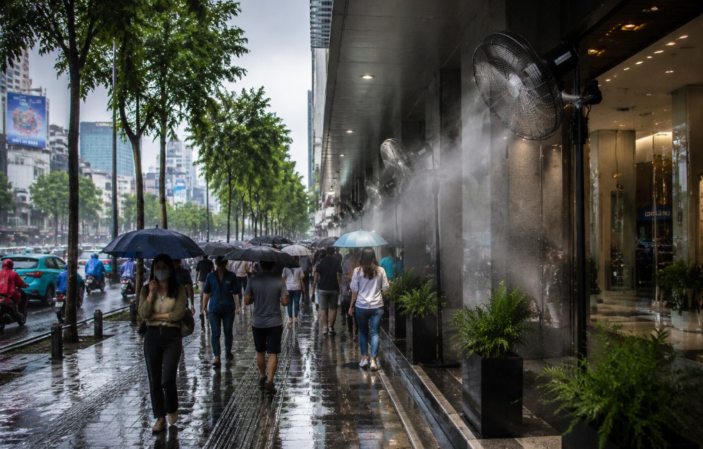Navigating Extreme Heatwaves in Southeast Asia: Thailand and Neighbors Adjust Travel Strategies for 2026