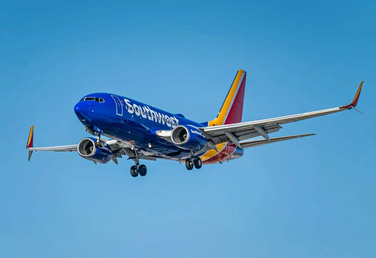 Unexpected Emergency Landing: Overview of Southwest Airlines Flight WN 3022