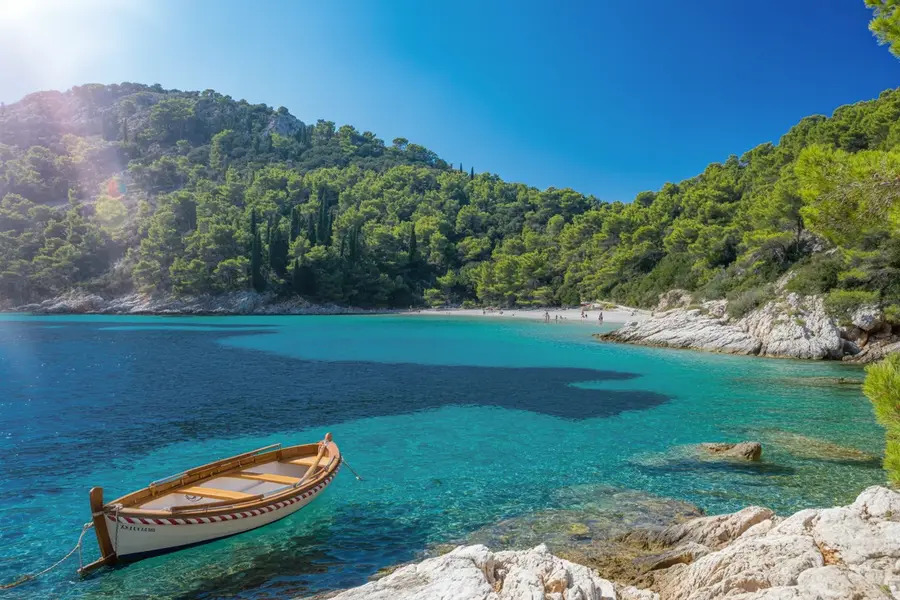 Greece’s Major Investment in Coastal Safety: €350,000 for Lifeguards and Beach Upgrades on Kefalonia
