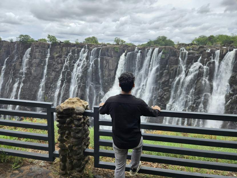 Experience the Enigmatic Moonbow: A Guide to Witnessing Lunar Rainbows at Victoria Falls, Zambia