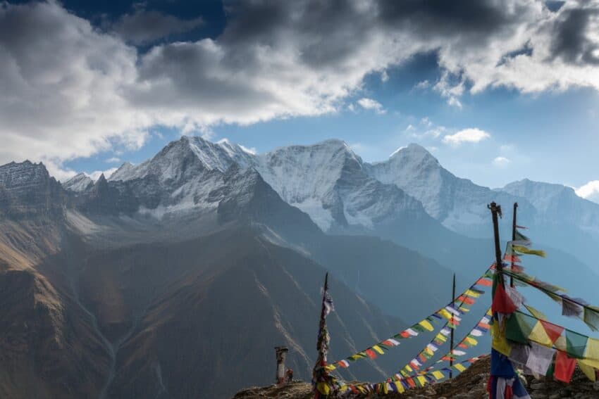 Revolutionizing Himalayan Adventures: India and Nepal Unite for Enhanced Healthcare in Manang