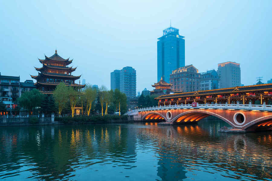 Vietnam and China Unveil Pioneering Tourism Partnership for 2026: A Vision for Enhanced Cultural and Travel Connections