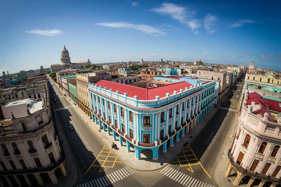 Travel Disruptions in Cuba: Major Airlines Halt Flights to Havana, Impacting Tourism