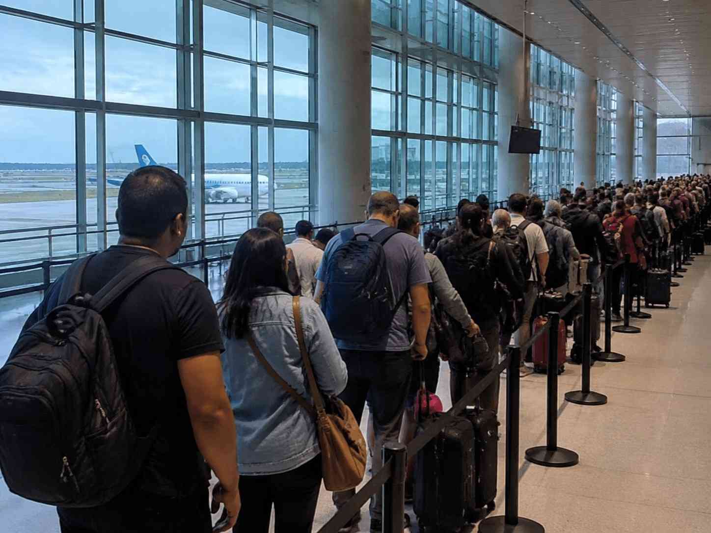 Spirit Airlines Closure Triggers Fare Increases and Tourism Disruption