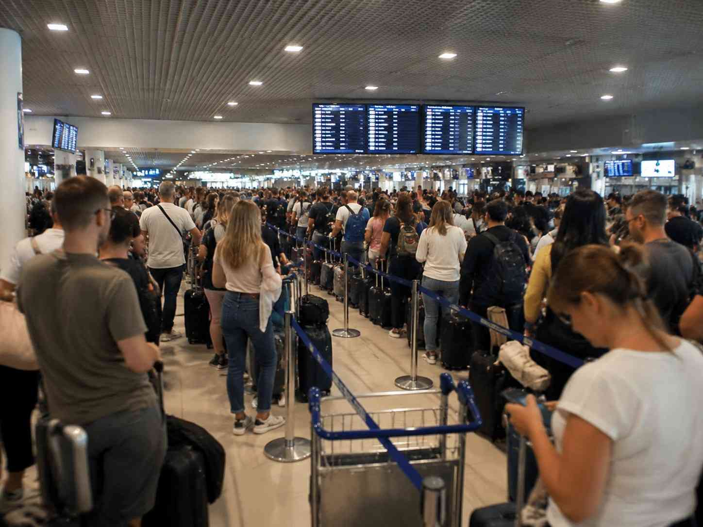 Travel Chaos in Europe: Ryanair and Major Airlines Cancel Thousands of Flights This Summer