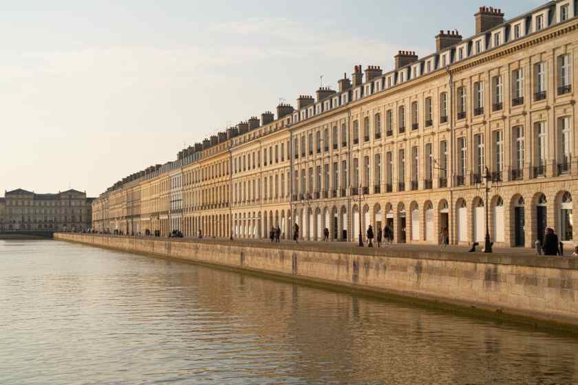 EasyJet Expands Winter Travel Options from Bordeaux and Hamburg