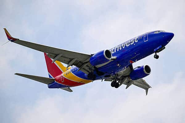 Southwest Airlines Innovates with New Seating Policy for Larger-Bodied Passengers, Enhancing Travel Comfort and Convenience