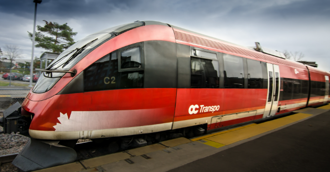 Experience Enhanced Commuting in Ottawa: Double-Car Trains Make Their Return to O-Train Line 1!