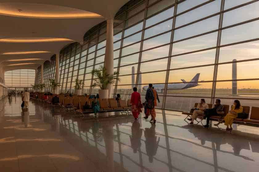 Summer Air Travel Challenges in India: Major Airlines Scale Back Flights