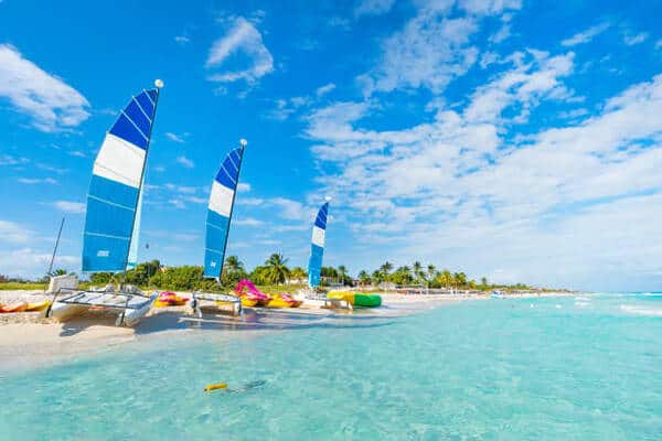 Cuba’s Tourism Industry Faces Sharp Decline Amid Sanctions and Economic Struggles