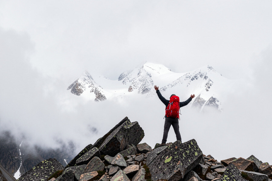 Explore Unforgettable Summer Trekking Adventures in Himachal Pradesh, Kashmir, and Uttarakhand