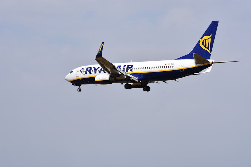Emergency Landing of Ryanair Flight FR2154: A Closer Look at the Incident