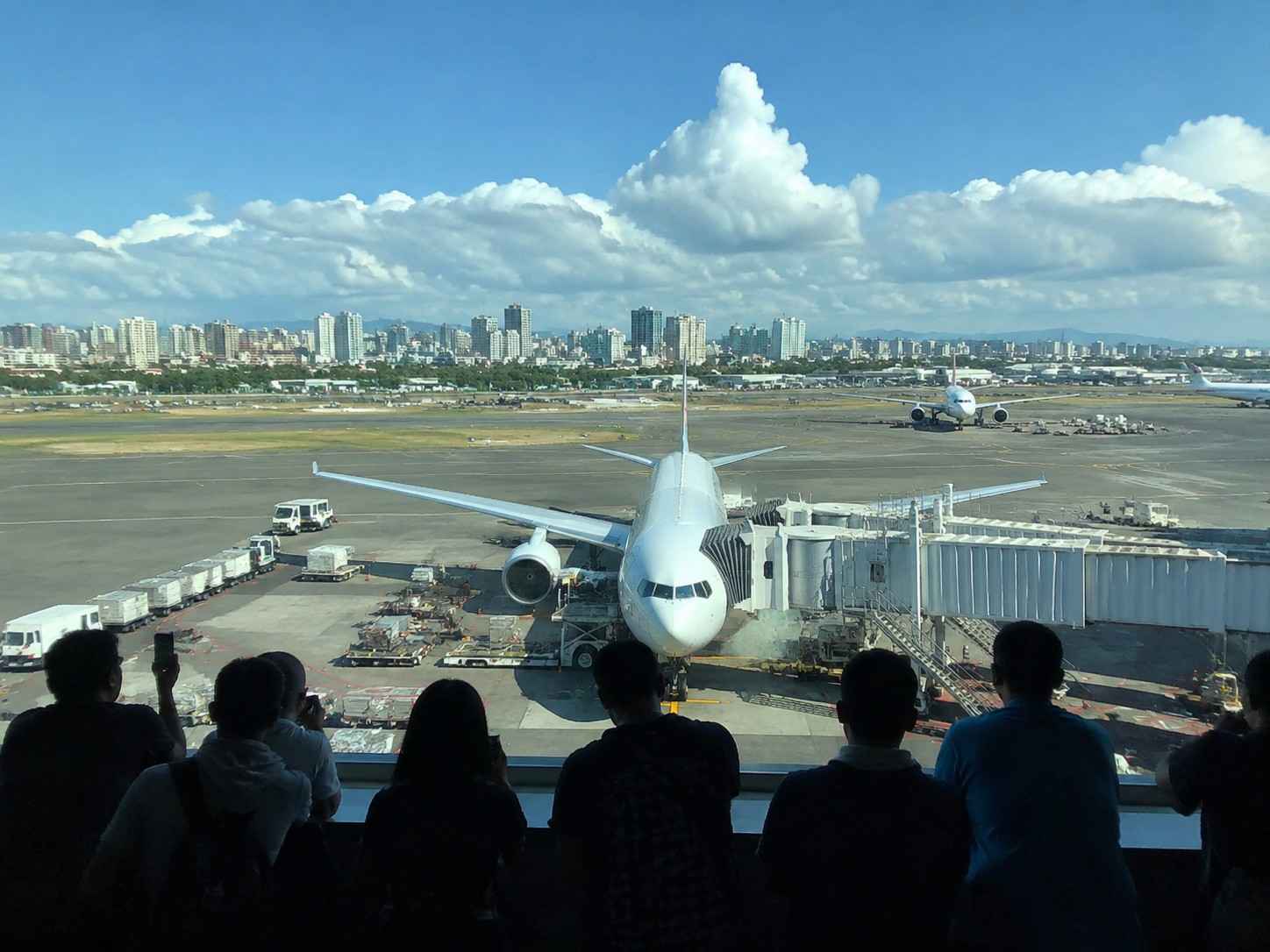 Philippines Welcomes Back Travelers: Major Airlines Expand Routes as Tourism Rises Under ASEAN 2026 Chairmanship
