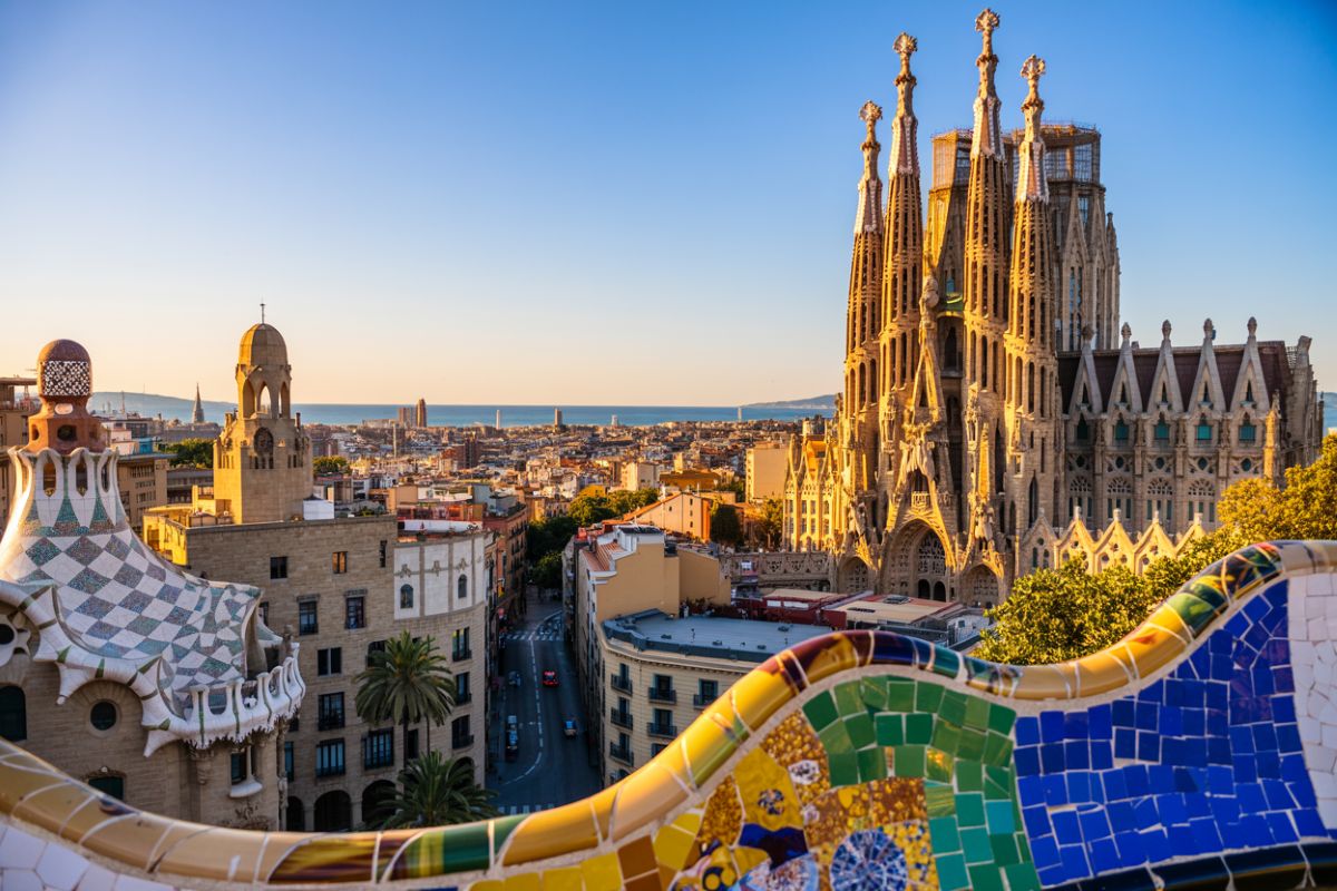 Discovering Barcelona: Top 10 Attractions You Can’t Miss in 2026
