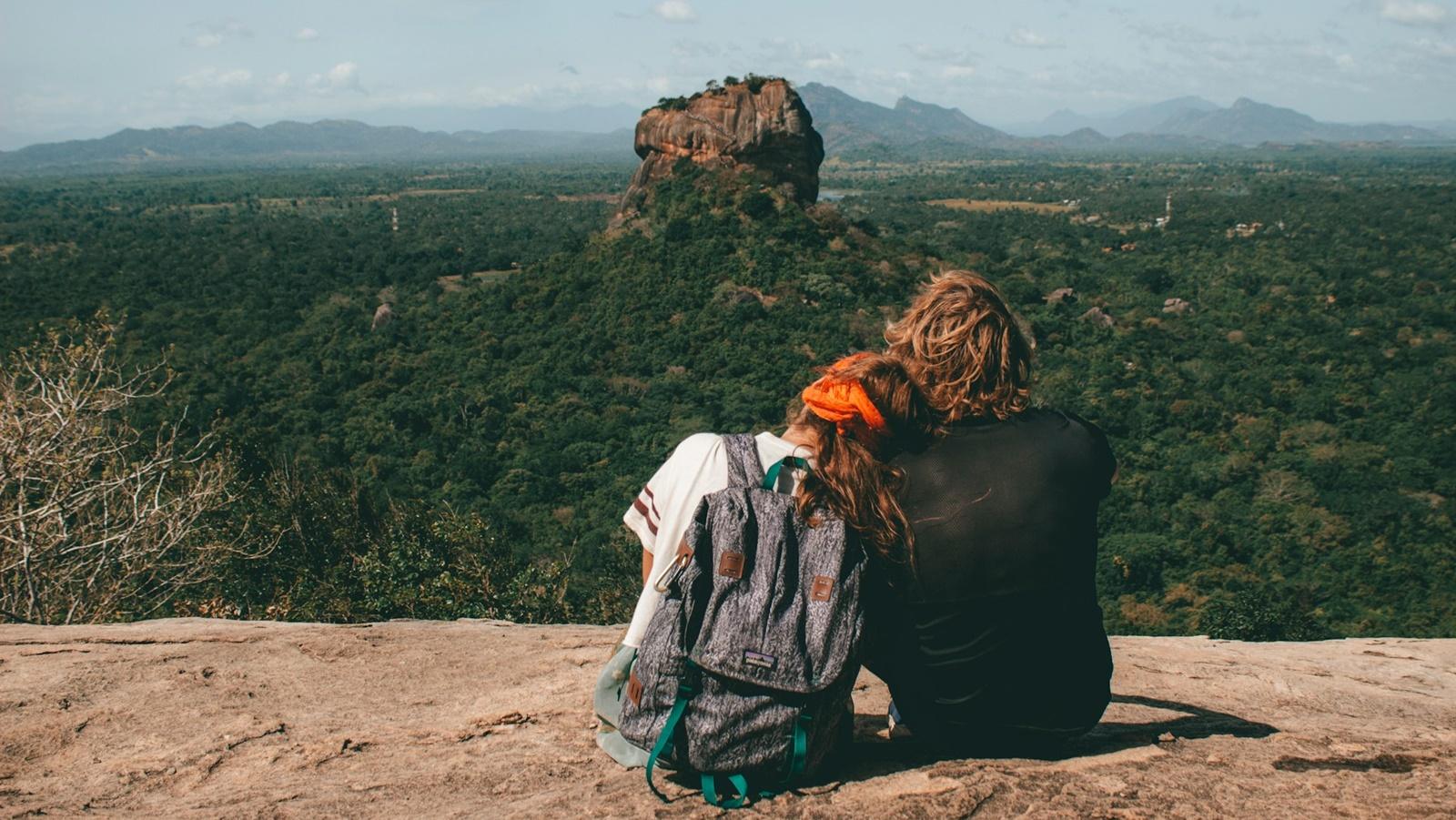 DealsAway.com Launches New Travel Relief Program for AVG Travels Customers