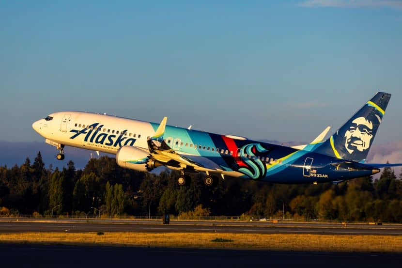Alaska Airlines Flight AS490, a Boeing 737 MAX 9 from Seattle to New Orleans Diverts to George Bush Intercontinental Airport in Houston, United States Mid-Flight: Latest Update is Here