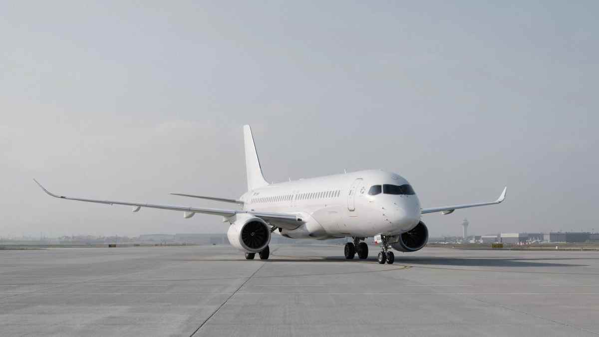 Delta Air Lines Accelerates Boeing 717 Retirement: What It Means for Regional Air Travel with Airbus A220