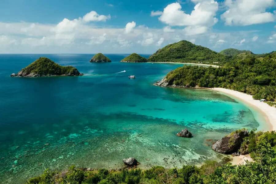 Southeast Asia’s Hidden Gems: Vietnam, Indonesia, and Malaysia Make Waves in Global Travel