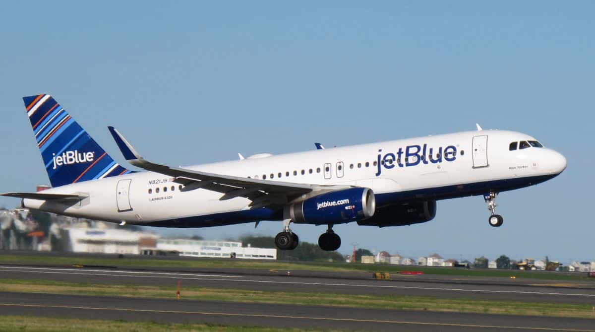 JetBlue Flight B6781 Diverts to Norfolk: A Look at Regional Air Travel Resilience