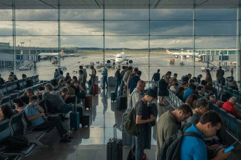 Travel Disruptions at Porto Airport: United Airlines Suspends Flights and Delays Impact European and U.S. Destinations