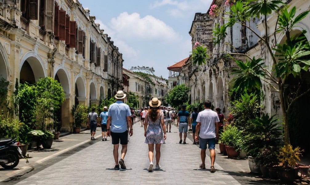 Bali Joins Phuket, Boracay, Penang, and Da Nang in Imposing Strict Tourist Entry Taxes and Capacity Limits as Southeast Asia Fights Overtourism Ahead of the 2026 Peak Season, Reshaping Backpacker Travel and Luxury Escapes Across the Region