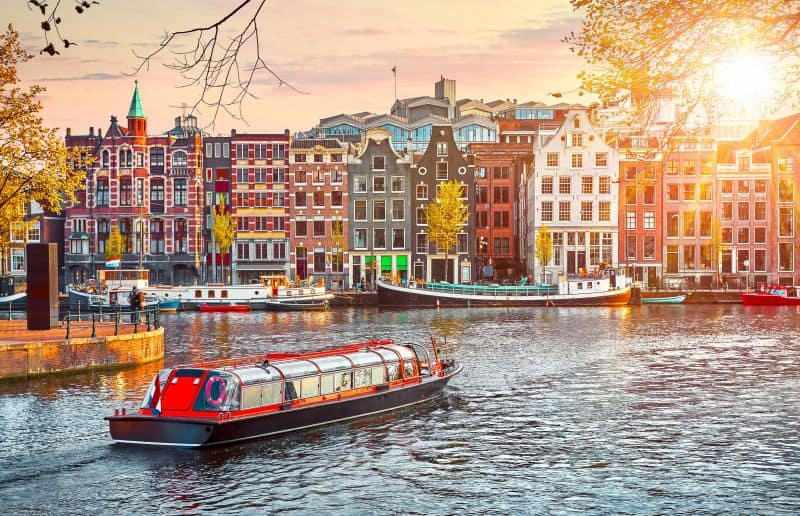 Singapore Airlines Expands Amsterdam Flights: A New Era of Europe–Asia Connectivity