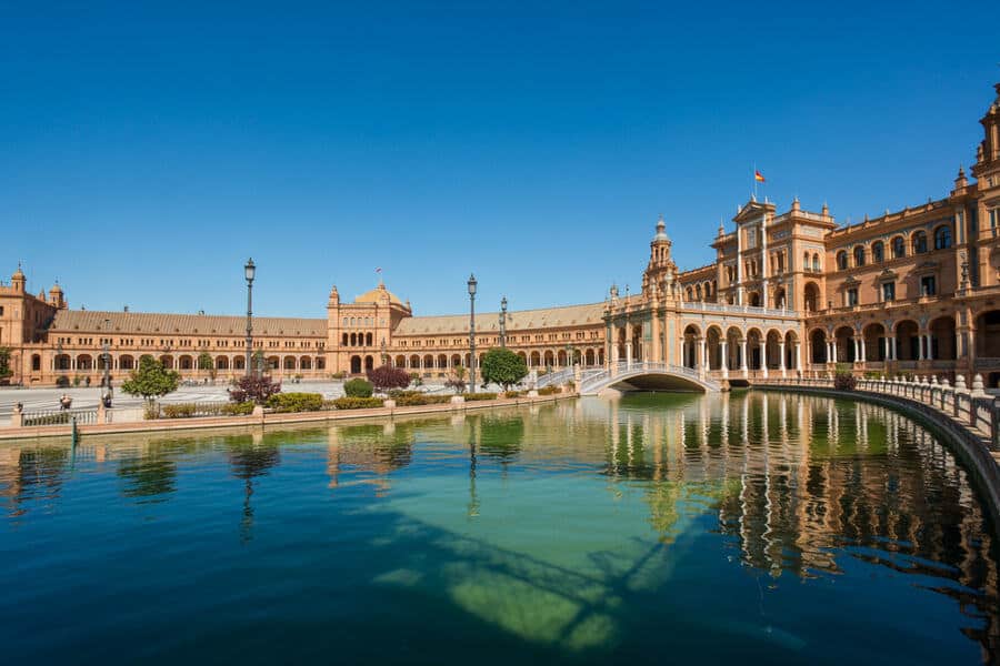 Spain joins Greece, Italy, Portugal, UK, Netherlands and more as British Summer Travel Destinations explode in 2026 with record breaking early bookings, unstoppable demand for European escapes, and powerful growth in early reservation behaviour across short haul and medium haul routes