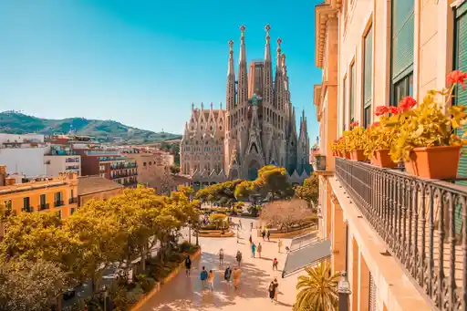 New Financial Requirements for Non-EU Travelers to Spain in 2026