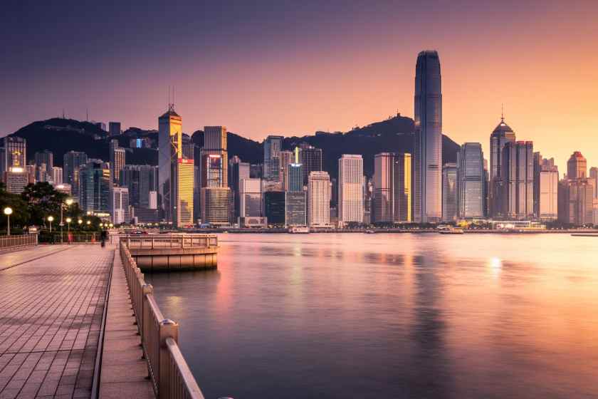 Experience the 50th International Dragon Boat Festival at Victoria Harbour