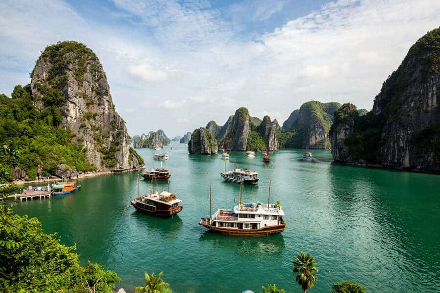Exploration of Vietnam’s International Air Travel Surge: A 11% Growth in March 2026