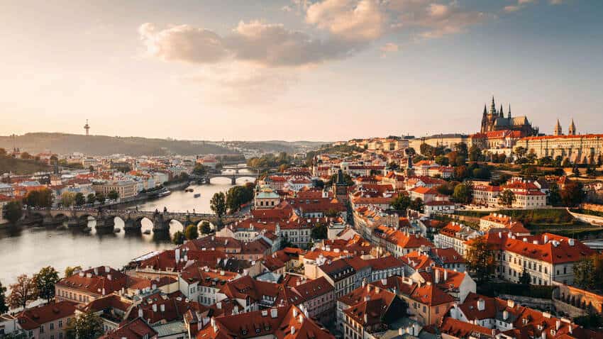 Brazil Among 93 Visa-Free Countries for Travelers to Czechia: A New Era for Tourism